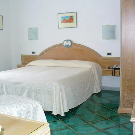 La Marticana מלון 3*